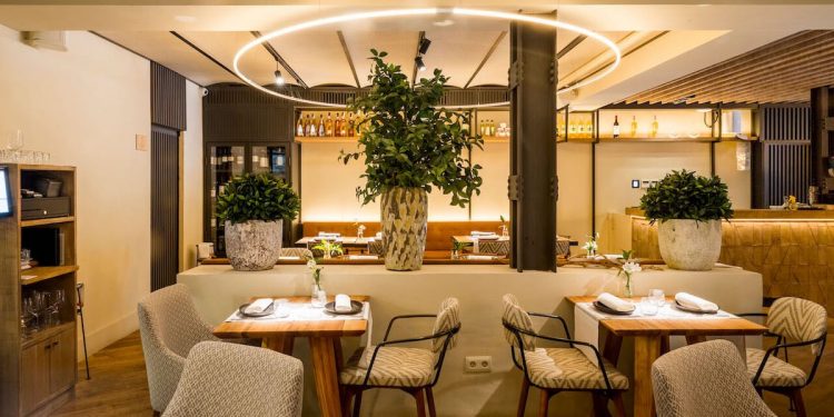 La Experiencia de Ibiza en Madrid: Cócteles y Platos Isleños en Sa Brisa